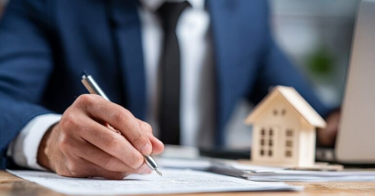 HELOC vs Home Equity Loan